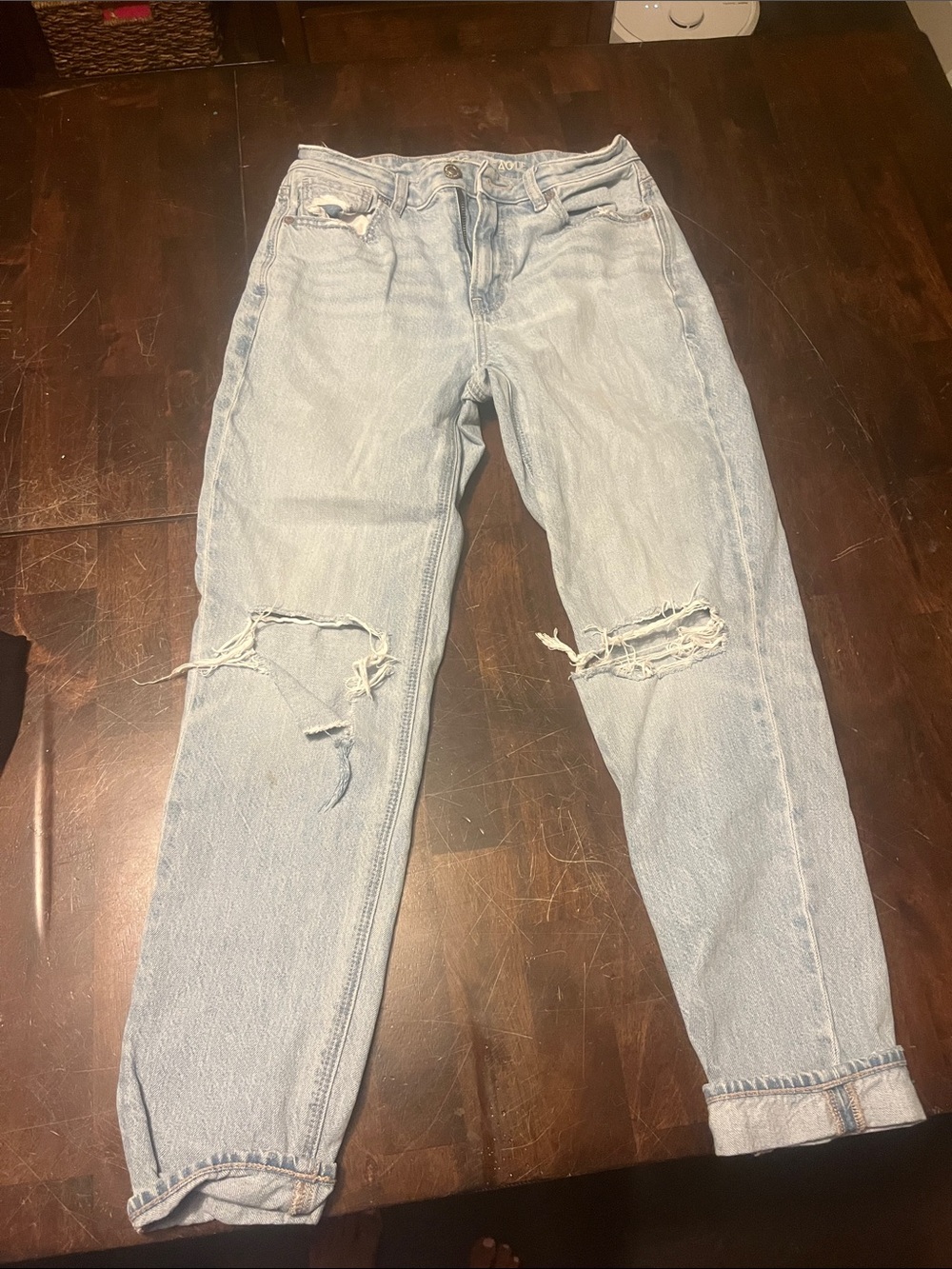 American Eagle Outfitters Light Wash Distressed Straight Leg Jeans